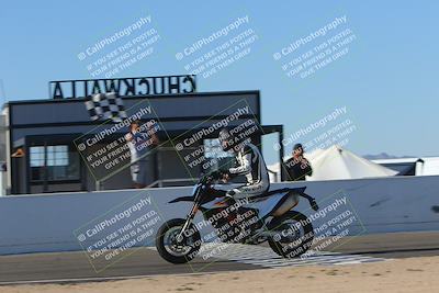 media/Nov-06-2023-Moto Forza (Mon) [[ce023d0744]]/4-Beginner Group/Session 4 (Finish Line Checker)/